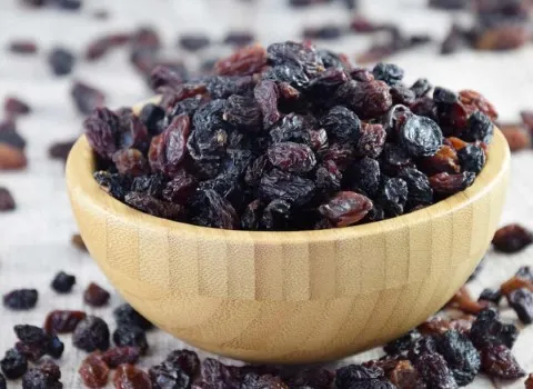 خرید و قیمت کشمش سایهخشک سنتی